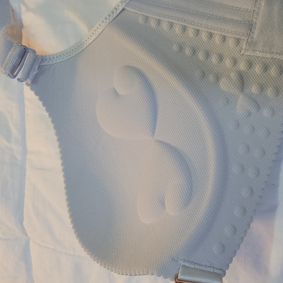 Front closure bra - Picture 6 of 8